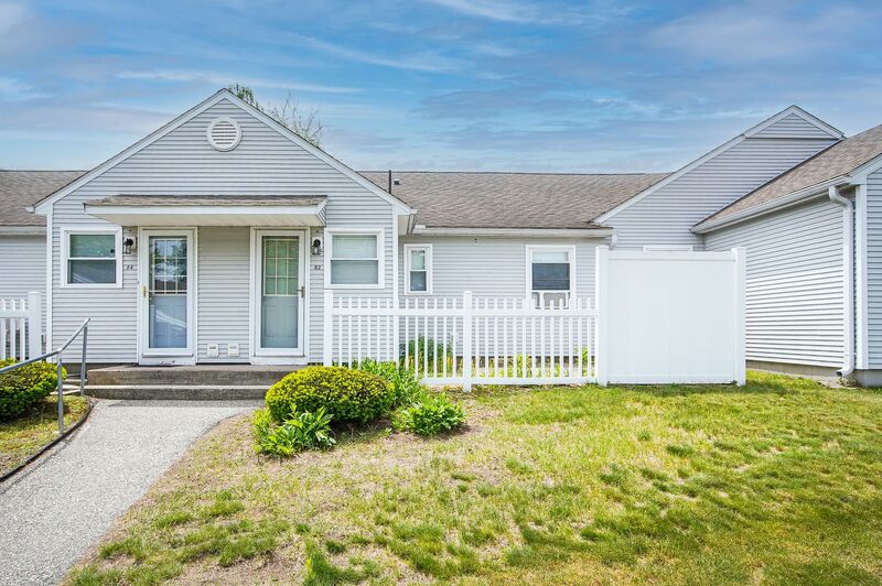 Chicopee Condo: 82 Mitchell Dr