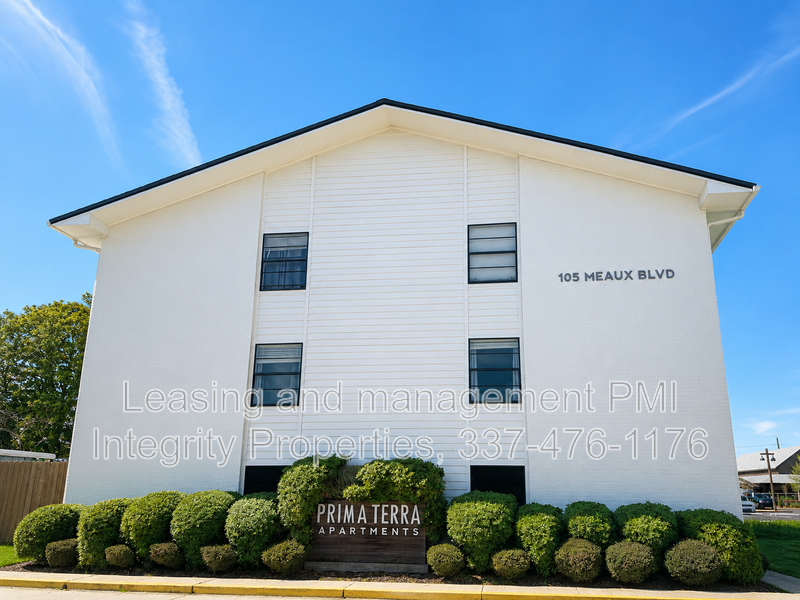 Lafayette Condo: 105 Meaux Blvd Apt 5