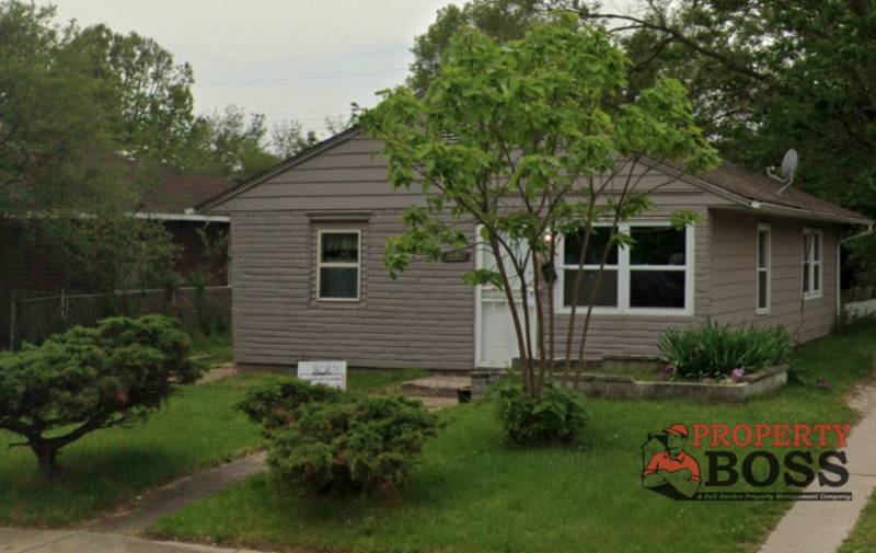 Gary House: 2026 Roosevelt Street