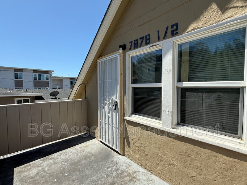 Oakland Condo: 7878 Ney Avenue