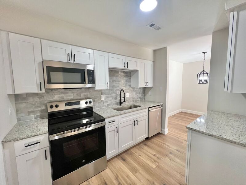 Raleigh Condo: 1014 Sandlin Place