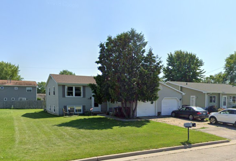 Neenah Condo: 324 Joseph St.