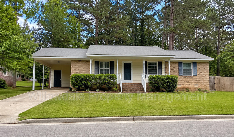 Raleigh House: 2312 Sierra Dr