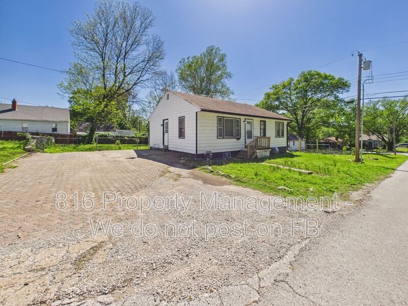 Independence House: 10323 E 20th St S