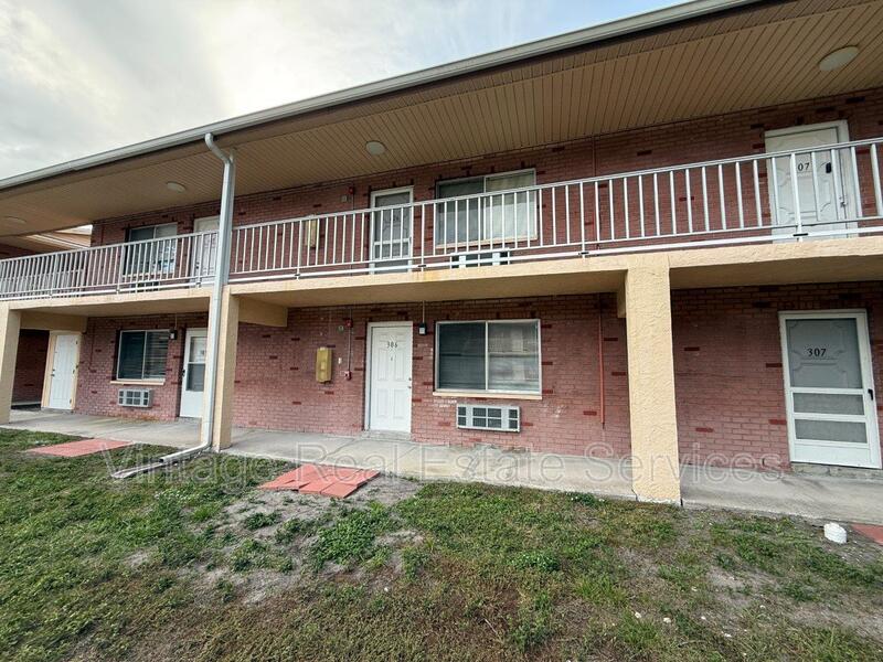 St. Petersburg Apartment: 3301 58th Ave S