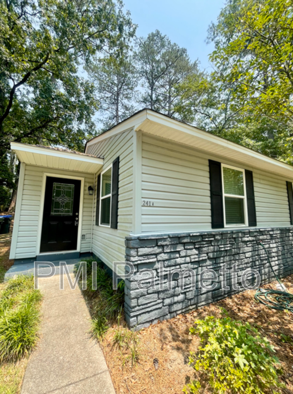 Columbia Condo: 241 Vallejo Cir