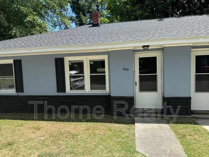 Tarboro Condo: 309 E Battle Avenue