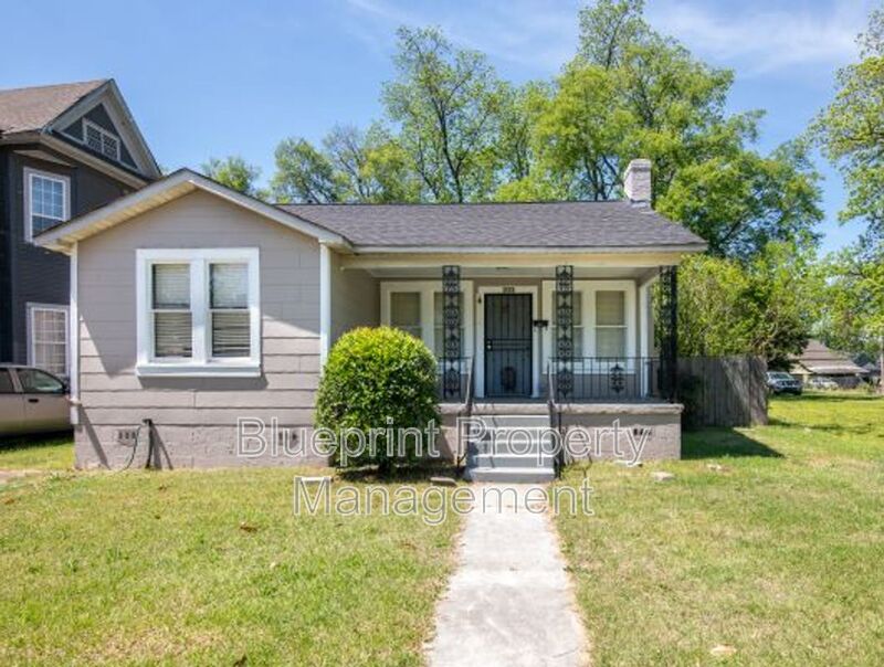 Birmingham House: 208 52nd Place N