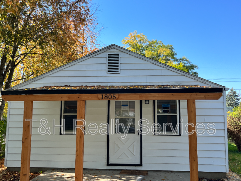 Muncie House: 1805 South Spruce Street