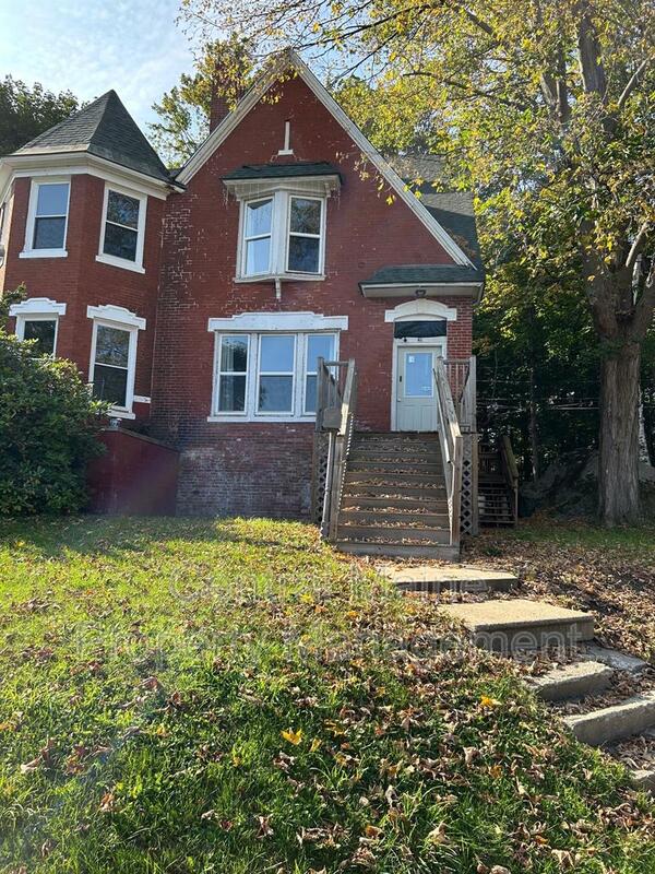 Rumford House: 41 Lochness Rd.