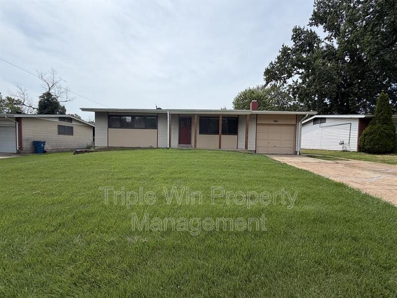 Saint Louis House: 10319 Varnum Dr