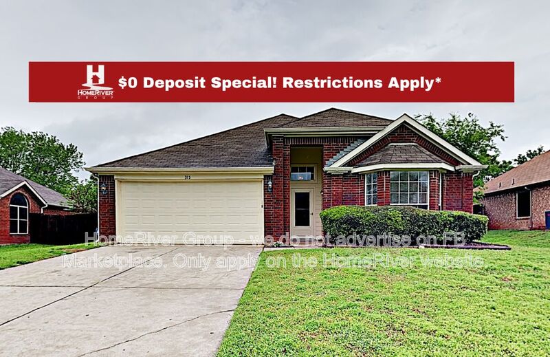 Lake Dallas House: 315 Sweet Leaf Ln