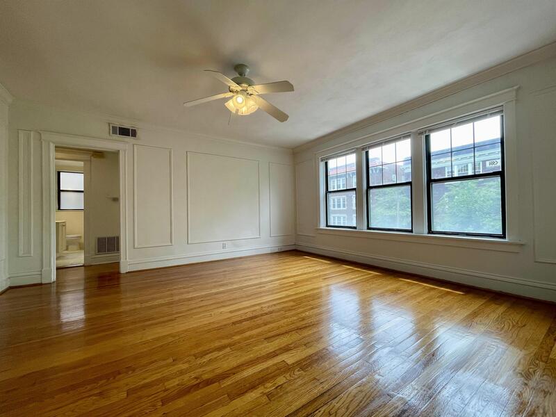 SAINT LOUIS Condo: 6323 South Rosebury Avenue - 2E