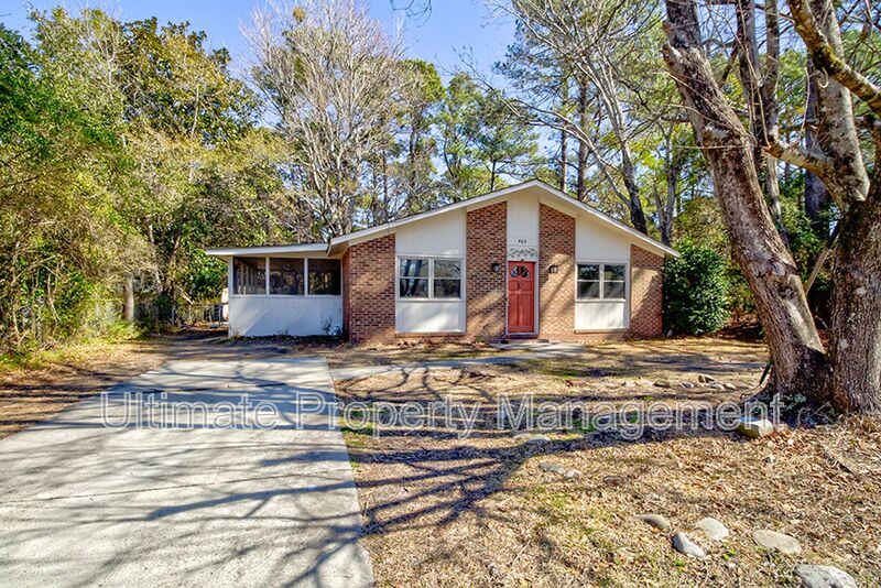 Wilmington House: 402 Kingston Road