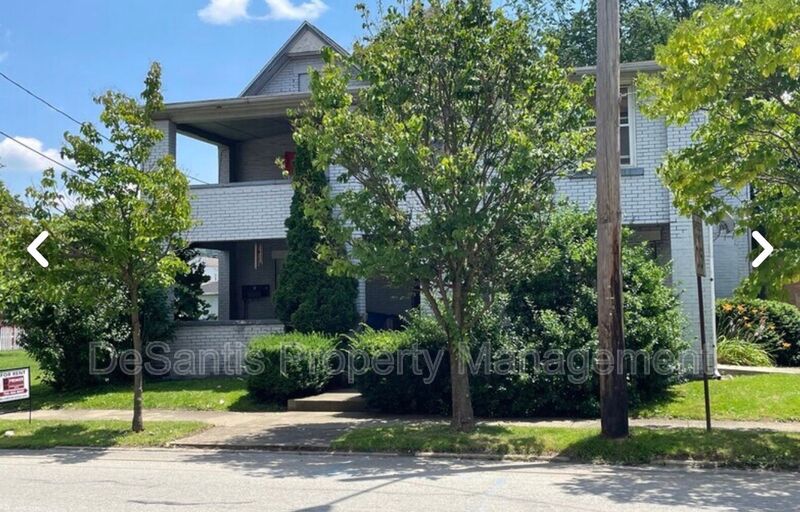 New Castle Condo: 210 N. Liberty Street