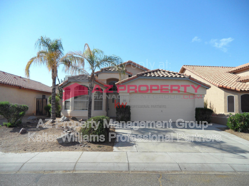 Glendale House: 5755 W Brown St