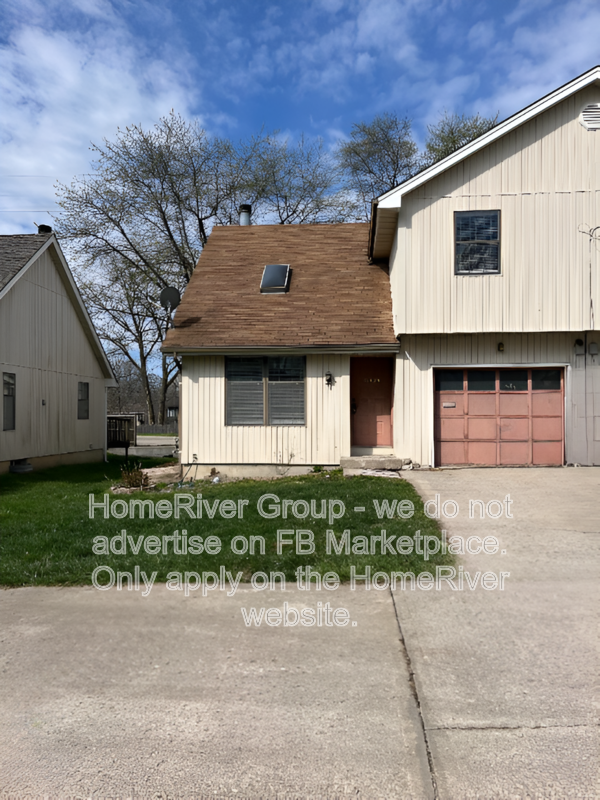 Kansas City Condo: 11029 N Oak Trfy