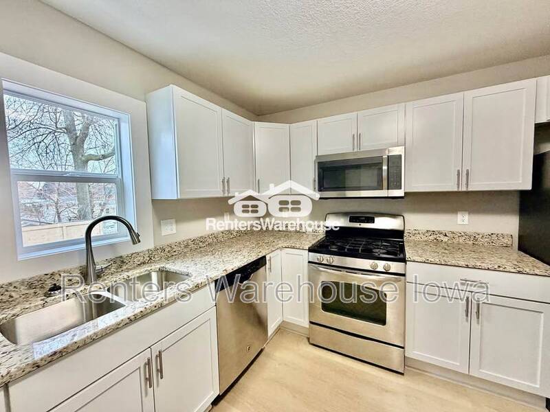 Des Moines House: 3623 SW 9th Street