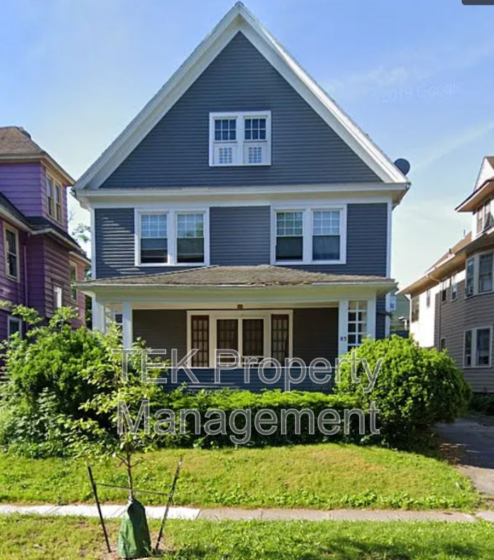 Rochester House: 83 Flower City Park