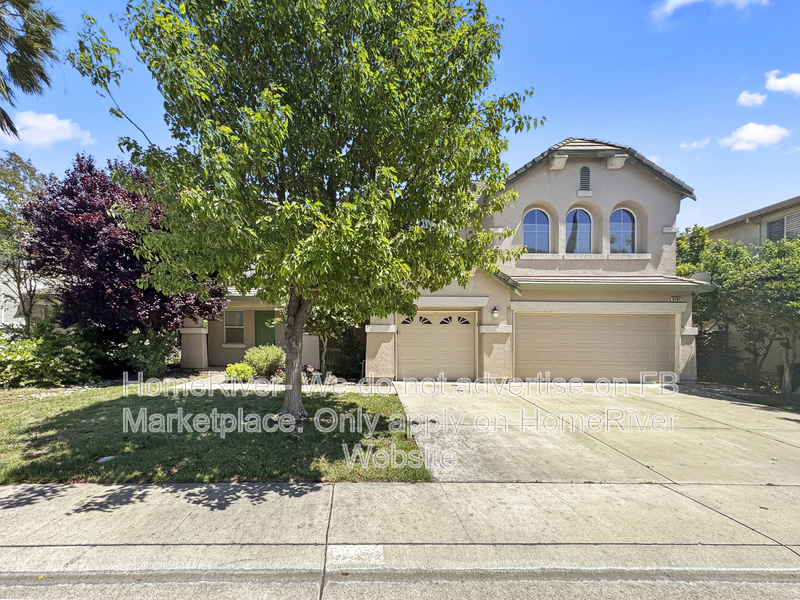 Elk Grove House: 9781 Nature Trail Way
