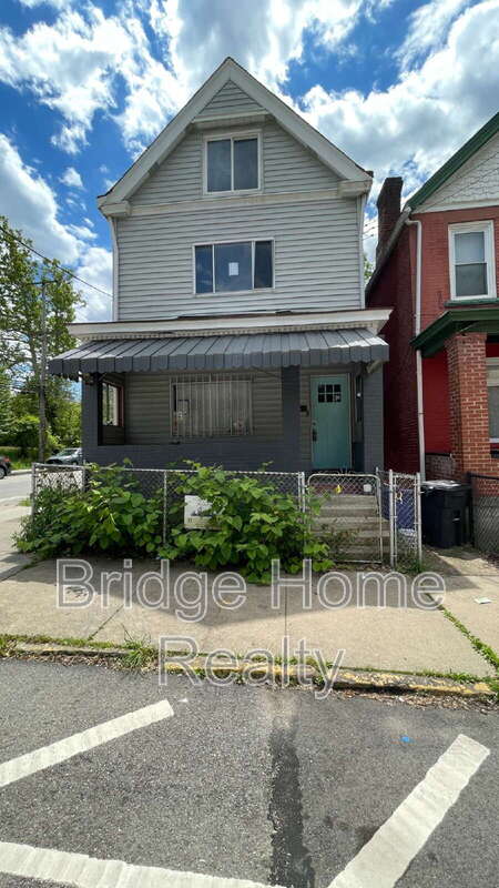 Pittsburgh House: 6960 Monticello Street