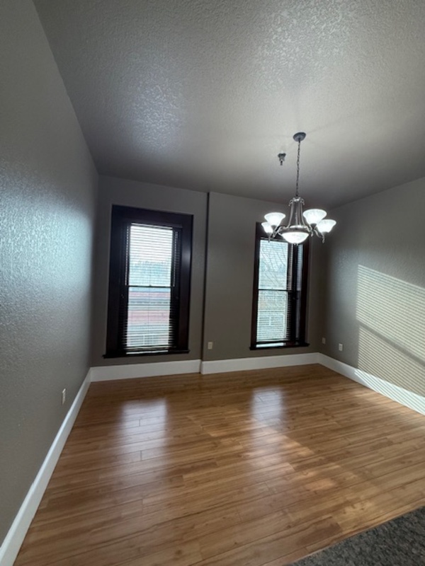 Silverton Condo: 201 East Main Street - 3