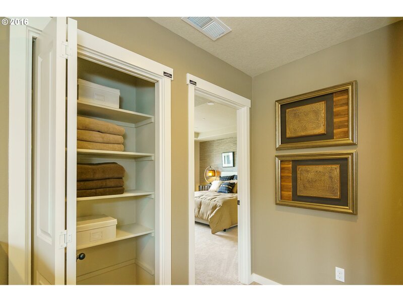 Wilsonville House: 10847 Southwest Stockholm Drive