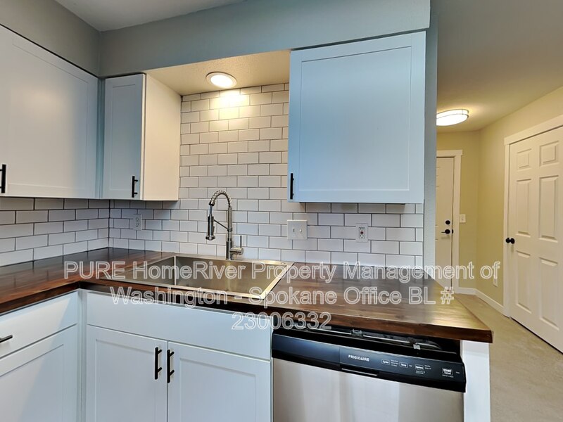 Spokane Condo: 1527 W 6th Ave