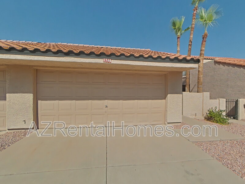 Tempe Townhome: 1705 N Ventura Ln