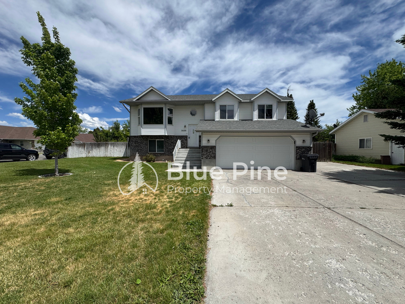 Idaho Falls House: 3535 Spring Creek Drive