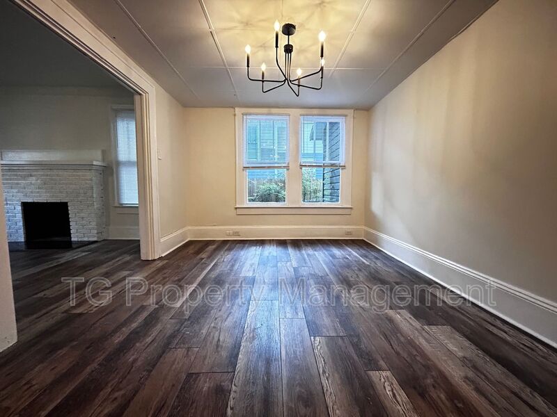 Jacksonville House: 2561 Rosselle St