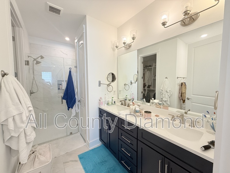 Main Rental Photo 12