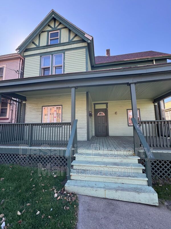 Carnegie Condo: 508 Chestnut Street