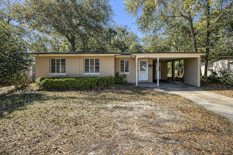 Jacksonville House: 3628 Forest Blvd