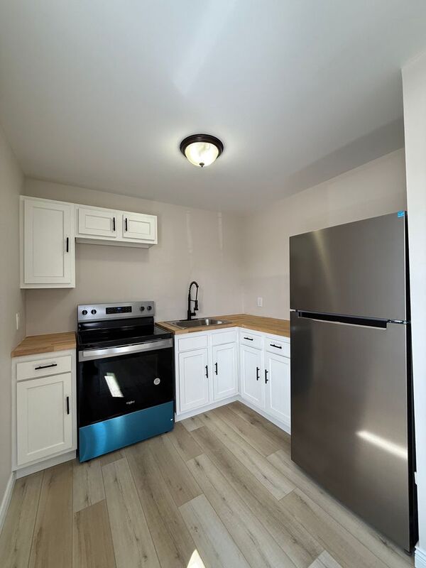 Greece Condo: 172 Stonewood Ave