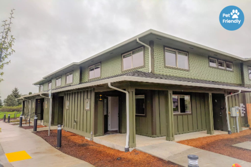 Portland Condo: 8300 SE Flavel St