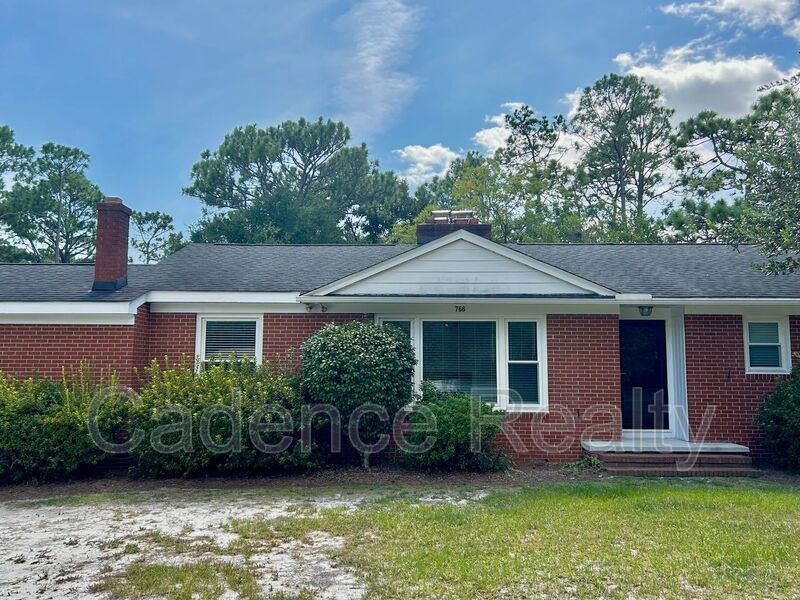 Wilmington House: 766 Timber Ln