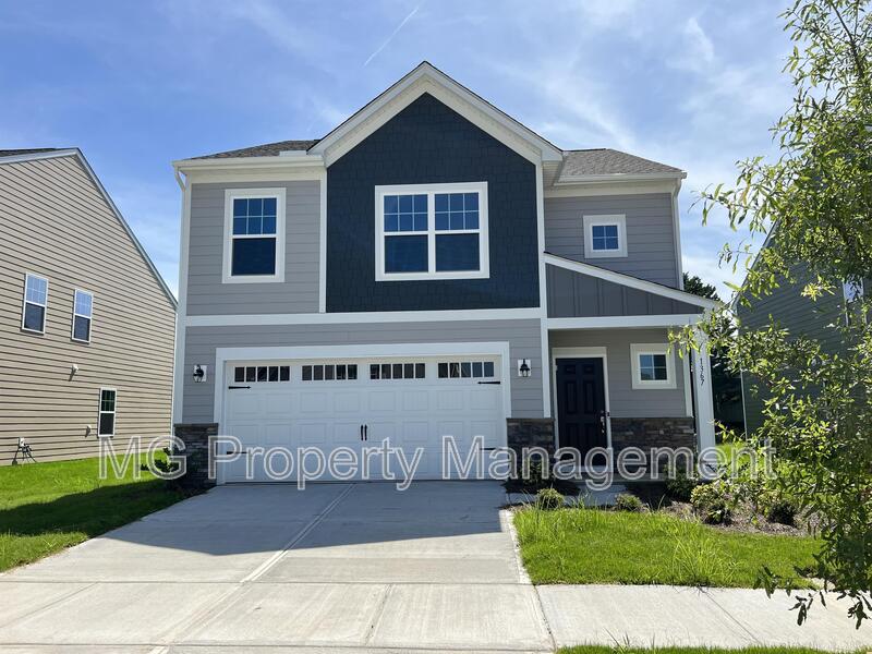 Monroe House: 1367 Woodhouse Drive