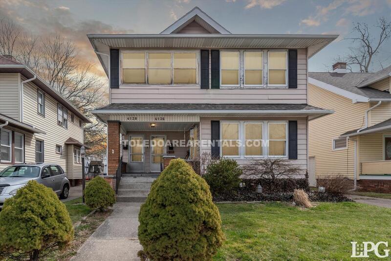 Toledo Condo: 4138 N Lockwood Ave Upper