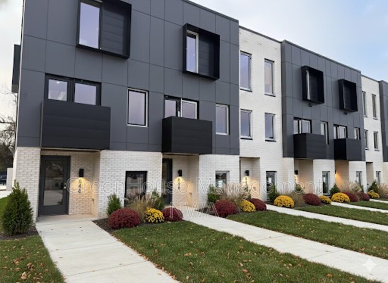 Bentonville Townhome: 840 SE 8th Street