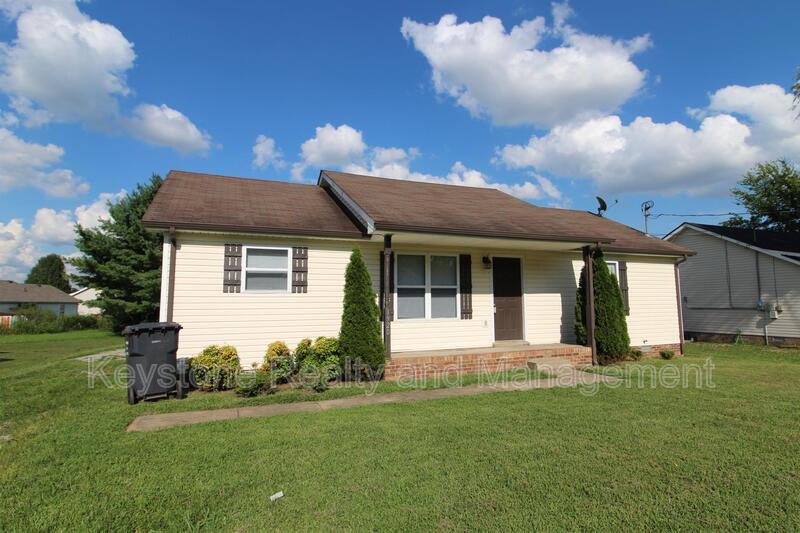 Oak Grove House: 1920 Timberline Circle