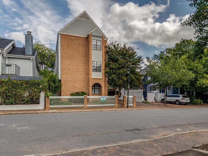 Charlotte Condo: 406 W 9th St