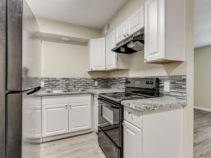 Oklahoma City Condo: 1000 NW 88th St. - G11