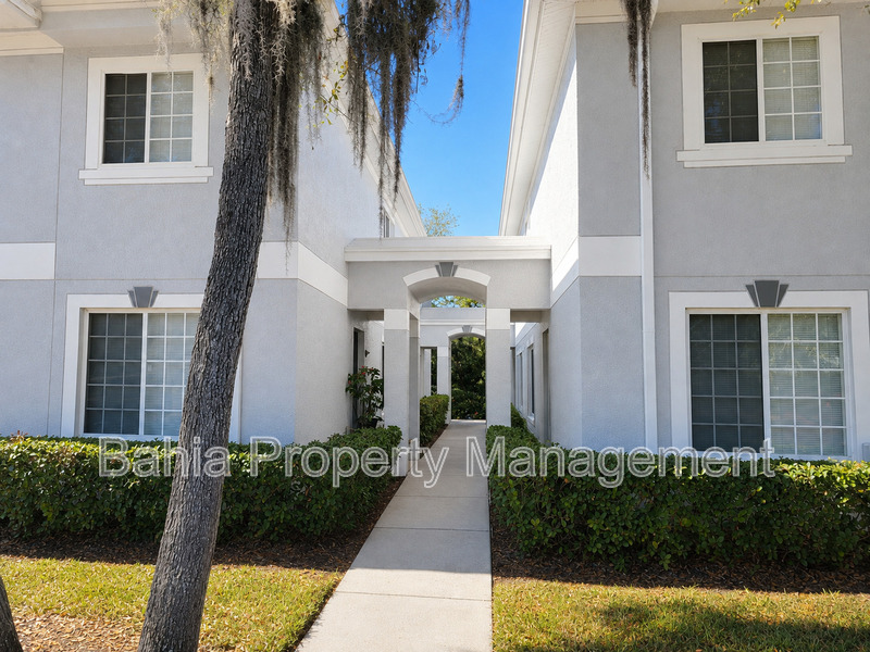 Tampa Townhome: 4053 Dolphin Dr