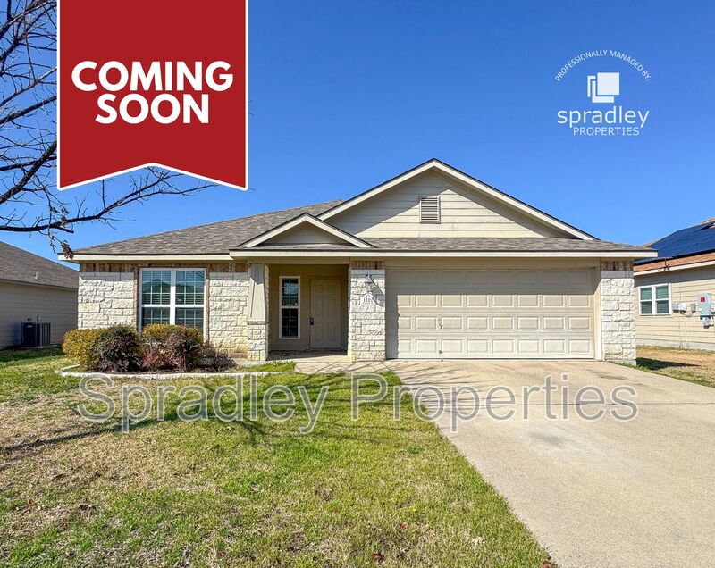 Temple House: 1112 Roanoke Dr.