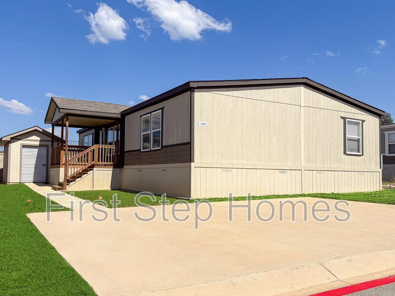 Tyler House: 1402 Cotopaxi St