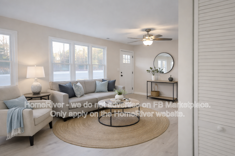 Apex House: 5033 Sunset Lake Rd