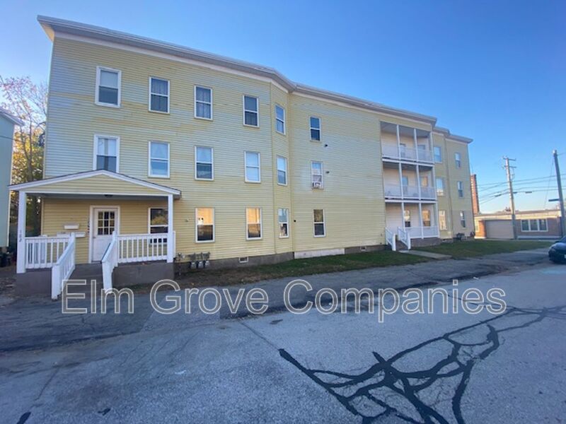 Manchester House: 182 Hall St