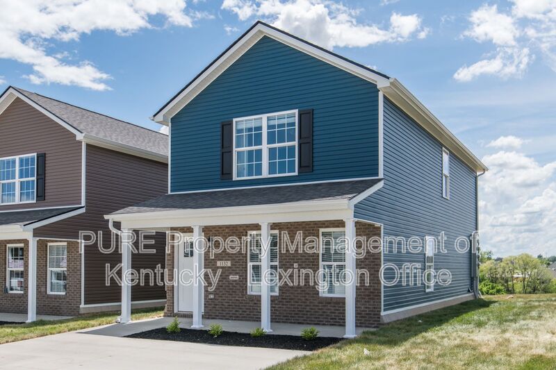 Richmond House: 2012 Dolly Dr