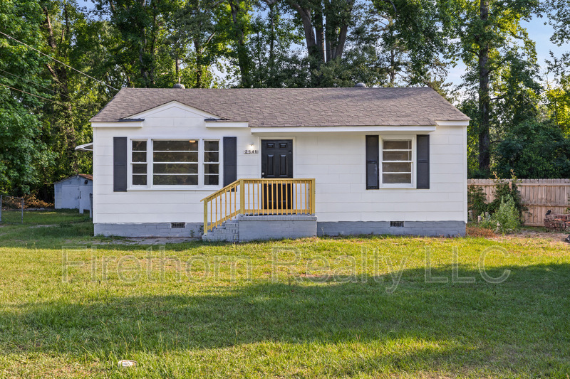 Augusta House: 2541 Rhodes Drive